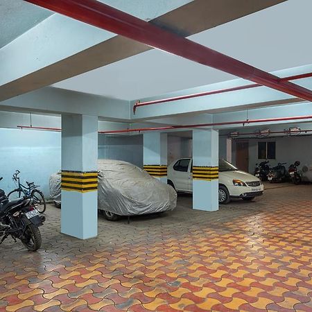Treebo Trend Grand Plaza Nampally Hyderabad Esterno foto