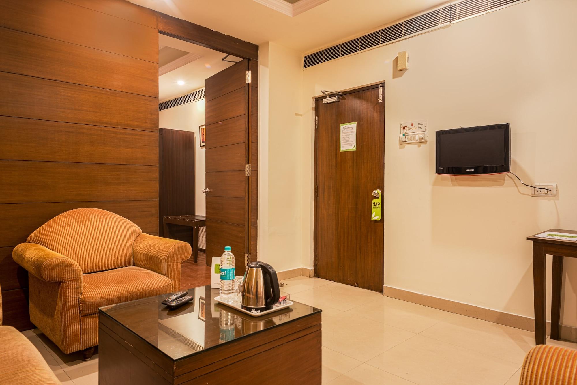 Treebo Trend Grand Plaza Nampally Hyderabad Esterno foto
