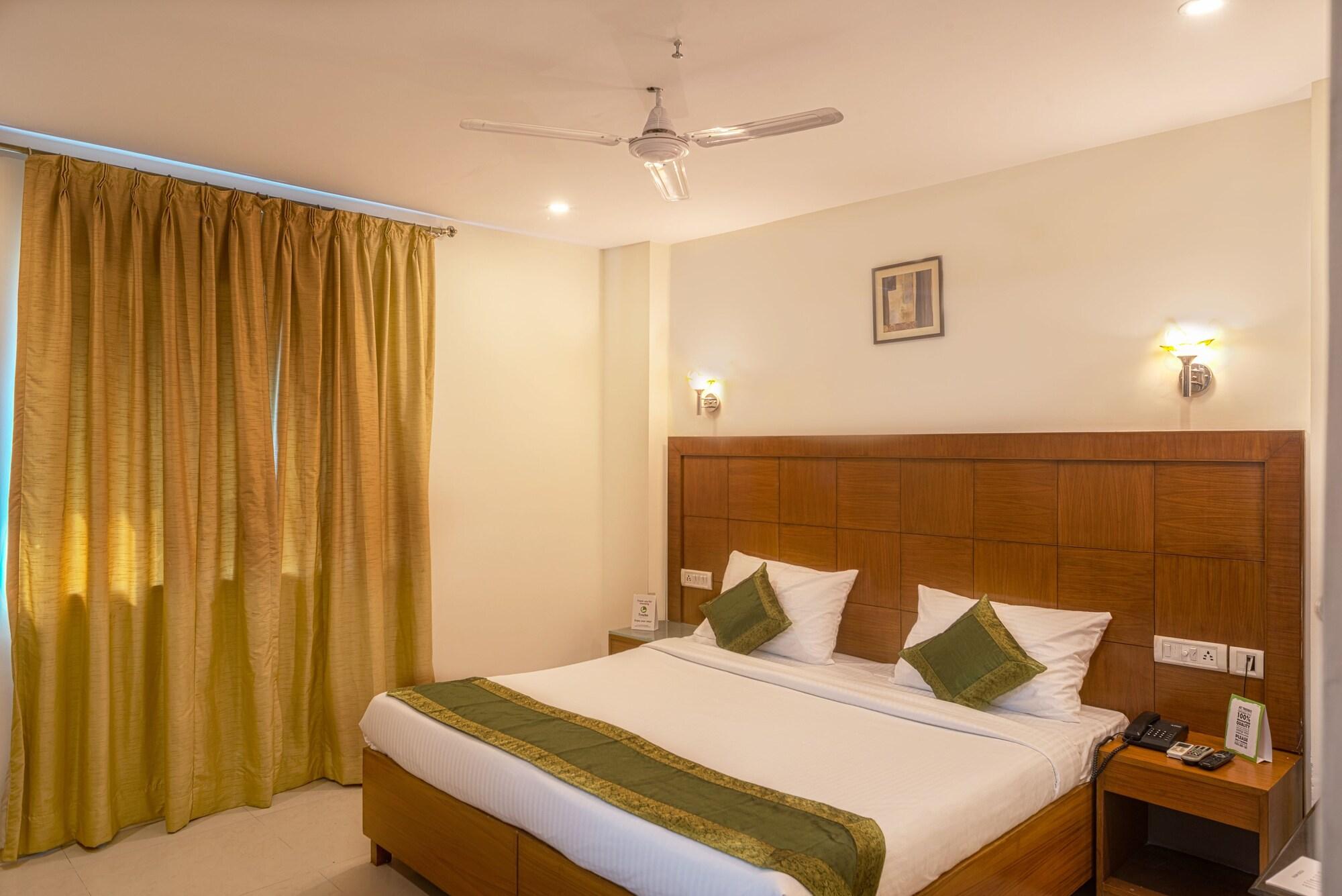 Treebo Trend Grand Plaza Nampally Hyderabad Esterno foto