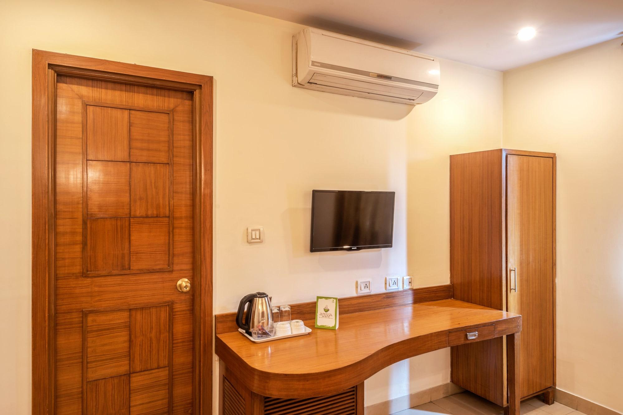 Treebo Trend Grand Plaza Nampally Hyderabad Esterno foto