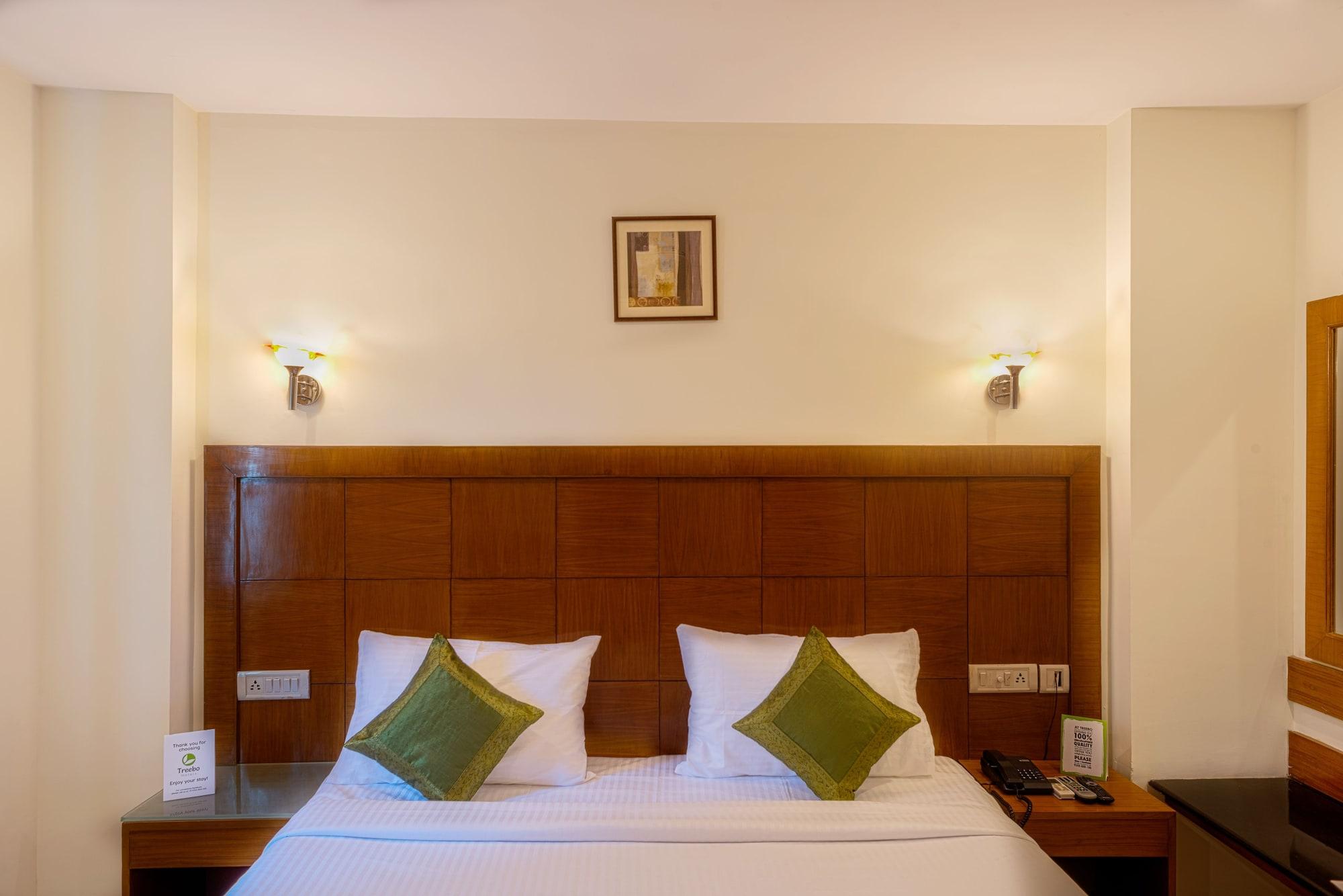 Treebo Trend Grand Plaza Nampally Hyderabad Esterno foto