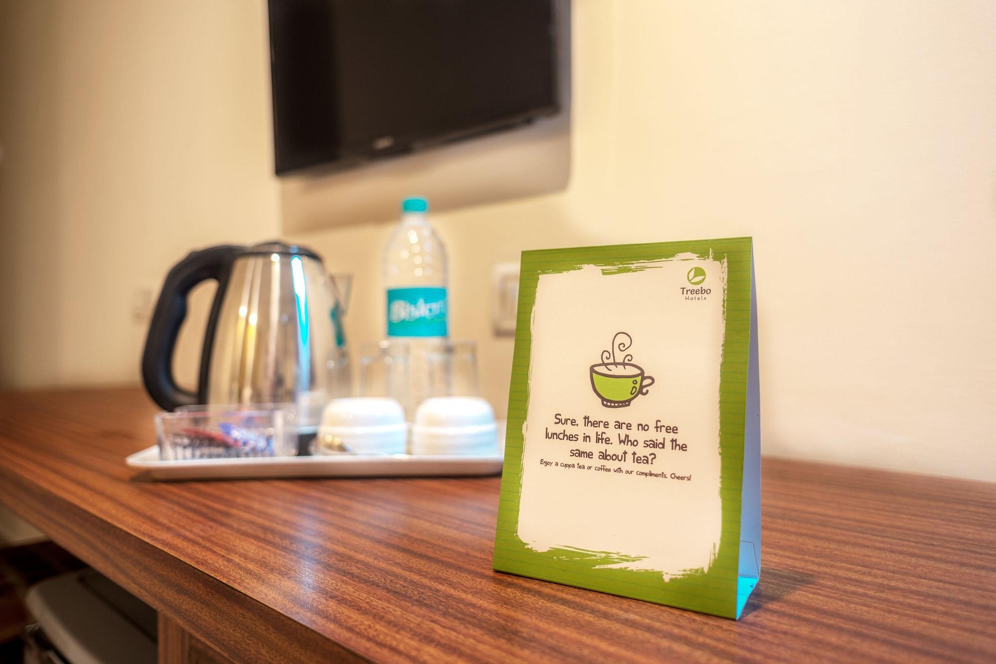 Treebo Trend Grand Plaza Nampally Hyderabad Esterno foto