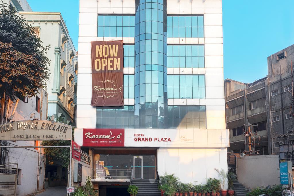 Treebo Trend Grand Plaza Nampally Hyderabad Esterno foto